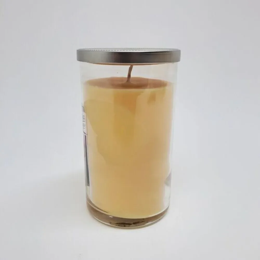 Yankee Candle Vanilla Cupcake 12 oz Scented Tumbler Candle Single Wick with Lid